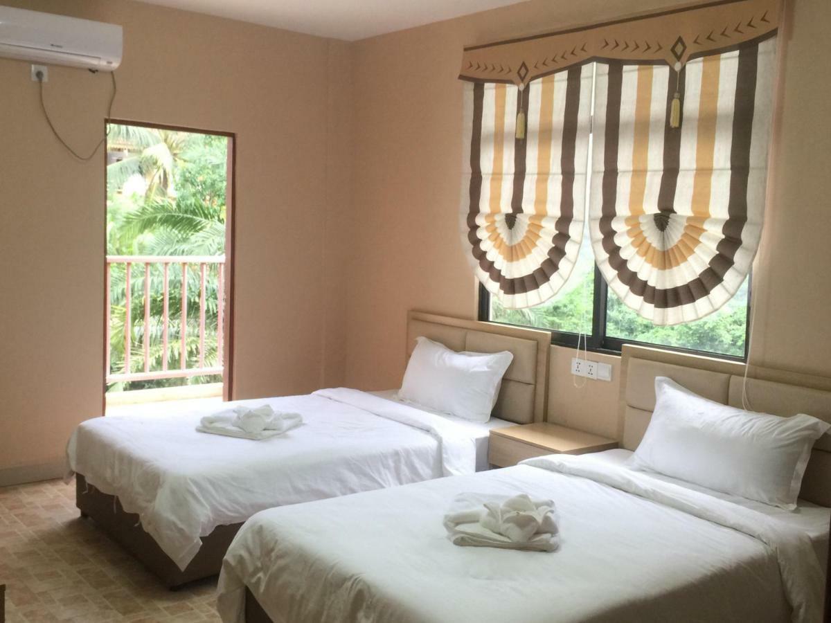 Golden Rooster Hotel 西哈努克 外观 照片