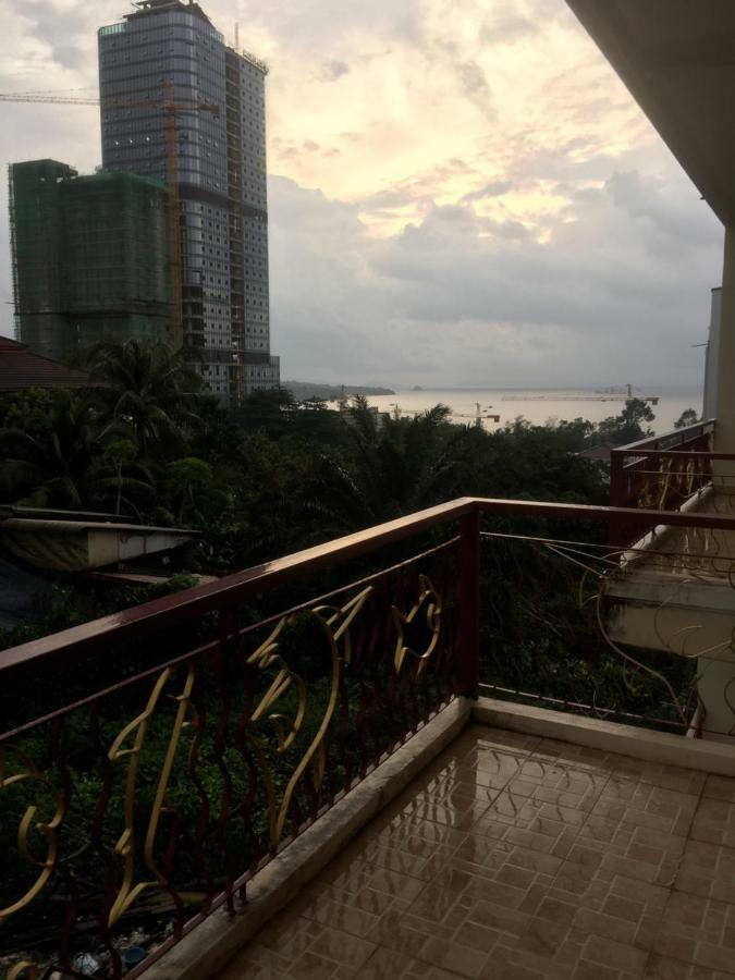 Golden Rooster Hotel 西哈努克 外观 照片