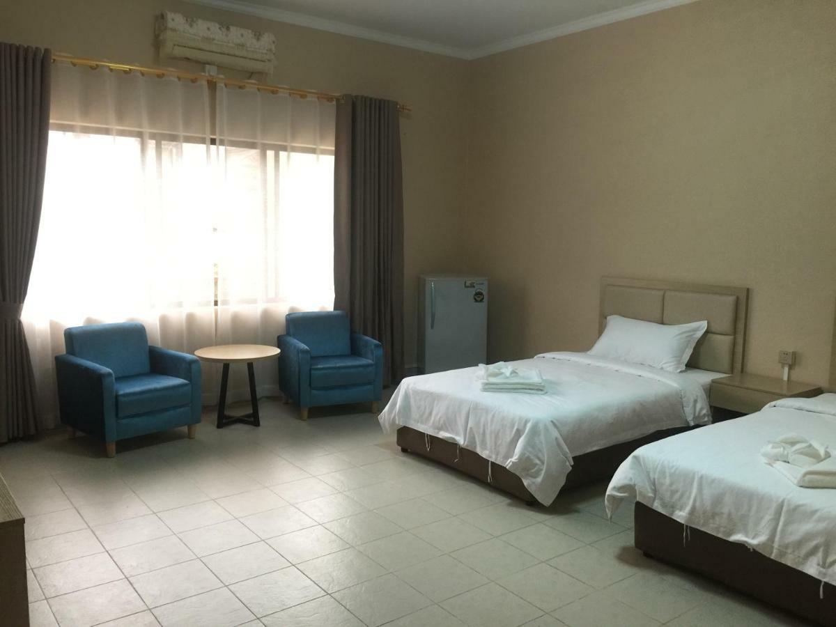 Golden Rooster Hotel 西哈努克 外观 照片